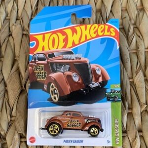 Hot Wheels Pass'n Gasser Car HW Gassers Hotwheels Diecast Gasser Drag Racer New